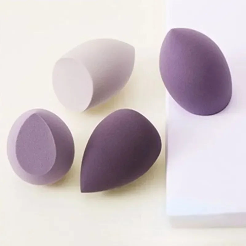 4 pieces of makeup sponges