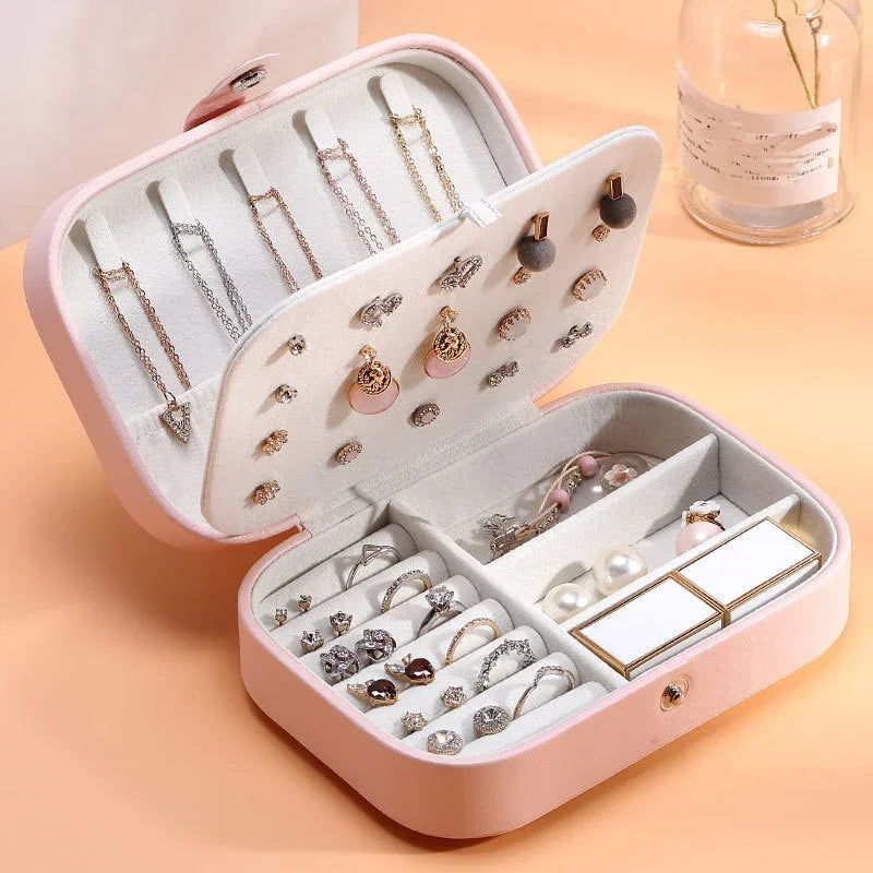 Jewelry organizer case