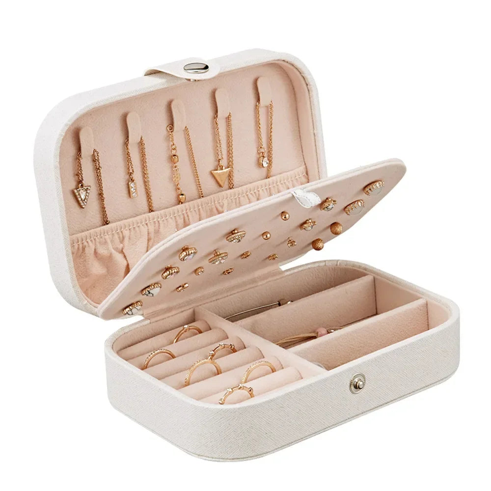 Jewelry organizer case
